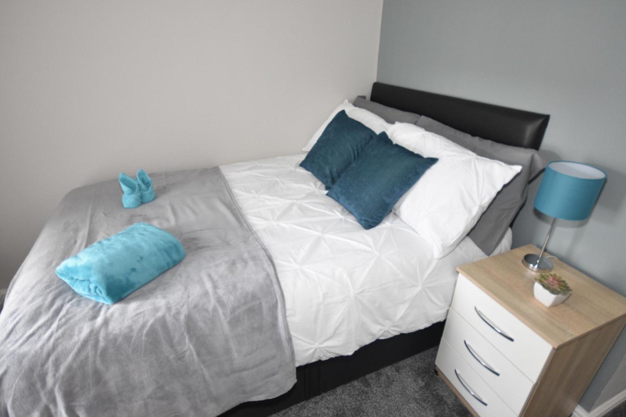 Townhouse @ Penkhull New Road Stoke Hotel Buitenkant foto